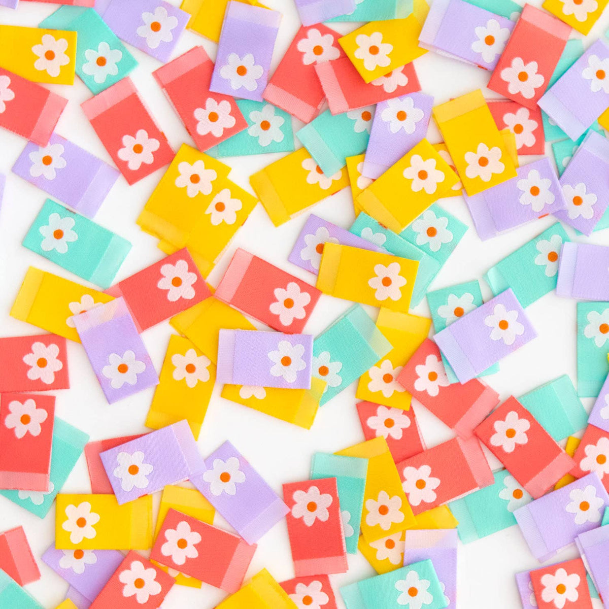 Daisy Tag Multipack - Sewing Woven Clothing Label Tags